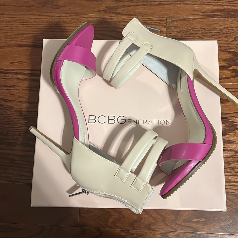 BCBGeneration - Picture 3 of 3